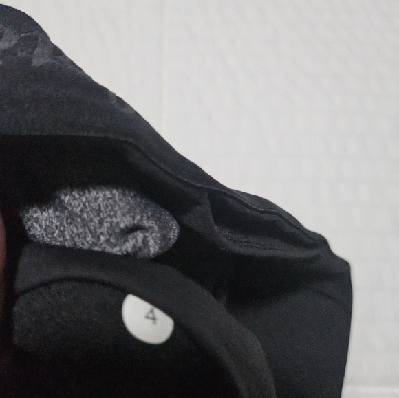 Lululemon biker shorts - Picture 3 of 3